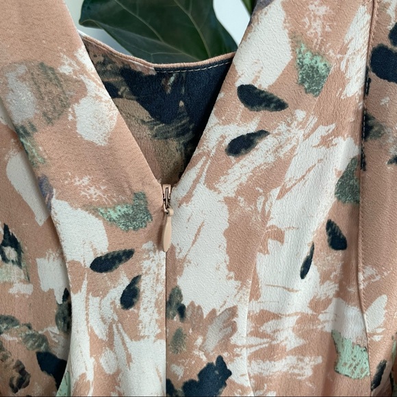 Aritzia Neutral Wilfred Floral Dress - Picture 4 of 4